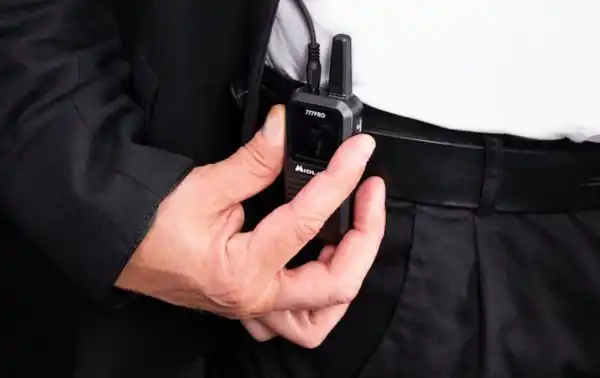 Midland 777-PRO Walkie free use 16 channels PMR446 / LPDMidland 777-PRO Walkie free use 16 channels PMR446 / LPD