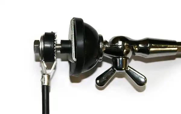 LEMM AT-26 EXPORT-S Antena móvil CB 27 Mhz Longitud 90 cm Tipo palomilla, la antena es abatible y extraible.