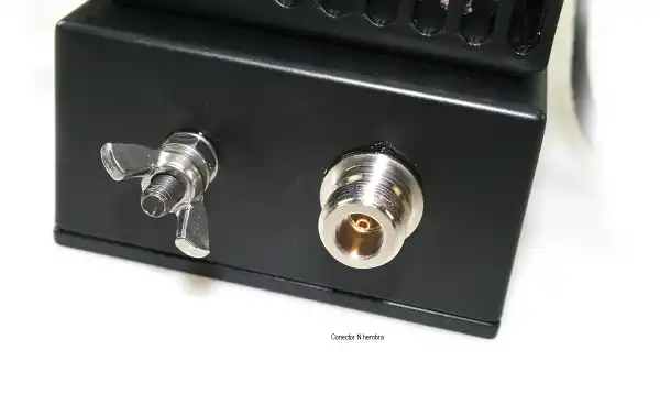 Idéal pour les petits emplacements : conçu pour être utilisé dans des endroits avec un espace limité.