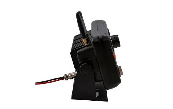 Émetteur numérique et analogique bibande VHF-UHF