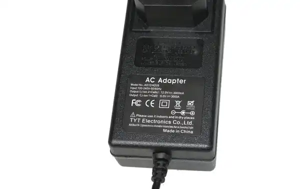 One important feature you mention is the ability to switch between charging the batteries placed in the walkies or charging the batteries alone, regardless of whether the walkies are placed in the charger.