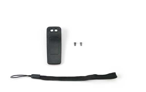 O porta-clip POLMAR-CLIP-WET2 é um acessório desenhado especialmente para o walkie-talkie portátil POLMAR WEII. Este clipe é usado para prender o dispositivo ao cinto, proporcionando uma maneira conveniente de transportar o walkie-talkie com segurança e a