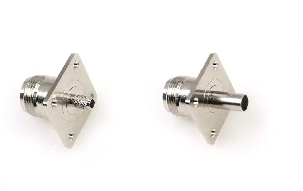 CON2245 N Female chassis connector with 4 screws. For RG-58 crimp