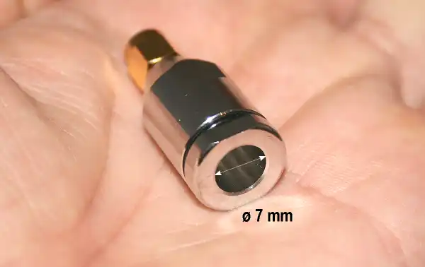 Compatibilité des câbles : câbles coaxiaux d'environ 7 mm