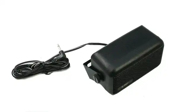 CS-558 Altavoz rectangular inclinable 5 watios