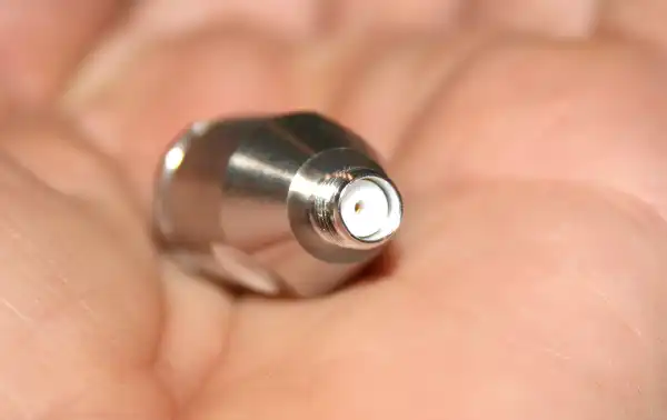 Type: Female SMA connector