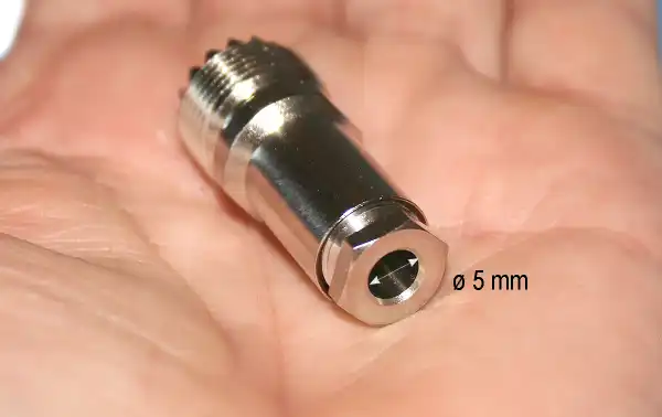 Compatible cable outer diameter: 5.4 mm