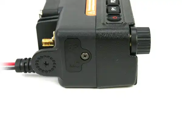 Emisora conector de auricular 2 pins