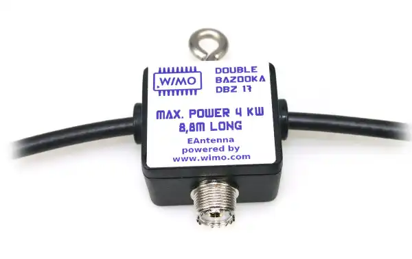 Robusta Construcción y Capacidad de Carga: La antena Double Bazooka está diseñada para manejar niveles de potencia de transmisión más altos y su construcción robusta contribuye a su durabilidad.