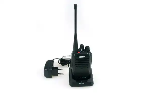 DJ-VX-41-E ALINCO Walkie Profissional UHF 400-470 Mhz UHF Aparelho de rádio analógico de fácil manuseio e amplo equipamento.