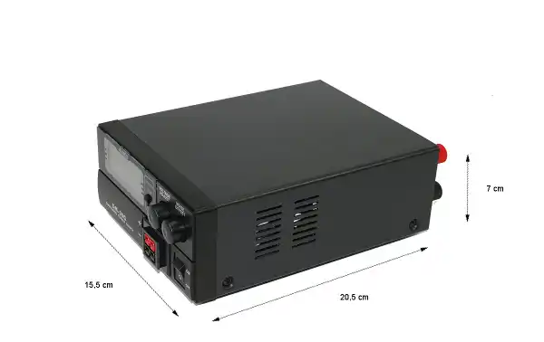 ALINCO DM30G Fuente alimentacion conmutada 25A. Regulable 9 a 15 voltios, con pantalla LCD, lectura de amperaje y voltage.