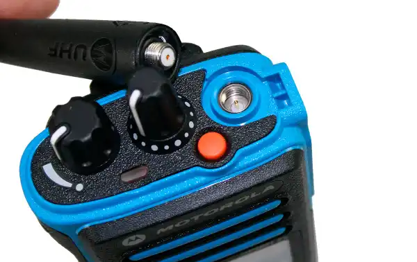 Up to 1000 Channel Capacity: The radio can store and access up to 1000 different channels, providing communication flexibility.