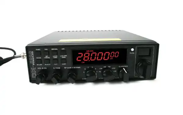 Emisora de HF 28 Mhz banda de 10 M