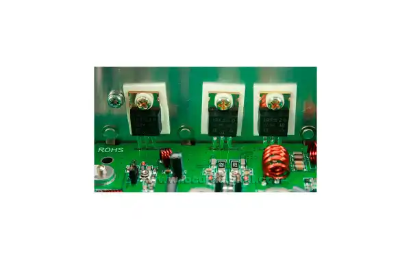 ANYTONE AT-5555 HF RADIO 28-29 MHz. POWER: 12 WATT. AM / FM. SSB Sidebands: 21 WATTS.