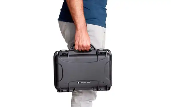 EDD-24T is a handheld portable NLJD or Nonlinear Junction Detector