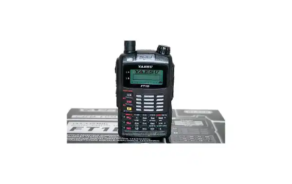 YAESU FT1DR bibanda 144/430MHz con GPS