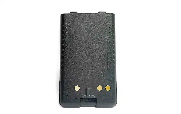 Esta batería es una opción equivalente que puede utilizarse como reemplazo para la FNB-83 original. Es importante asegurarse de que la batería sea compatible con el modelo específico de tu walkie-talkie antes de adquirirla.