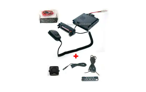 YAESU FT 7900 E EMISORA BIBANDA VHF/UHF CARATULA EXTENSIBLE + ALTAVOZ .