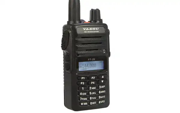 YAESU FT25E WALKIE TALKIE VHF 144- 146 Mhz power 5 W