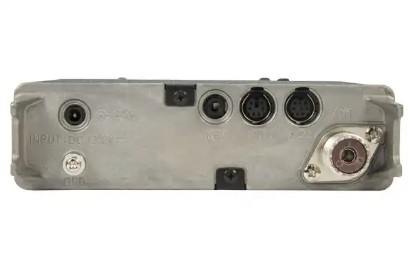 Portátil Multibanda Transceiver YAESU FT817ND HF / VHF / UHF