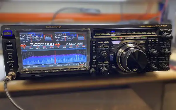 Yaesu FT DX 101D Equipo de HF 160 y 6 metros con SDR