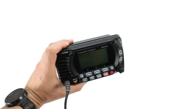 STANDARD HORIZON GX-1800-GPS-BLACK. Emisora Nautica GPS. Color Negro 