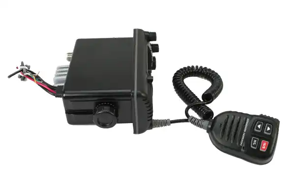 Émetteur GPS Nautica STANDARD HORIZON GX-2400-GPS-NMEA. La couleur noire