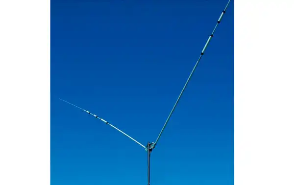 ANTENA DO COMETA H-422. Frequências HF de dipolo rígido: 7-14-21-28 Mhz