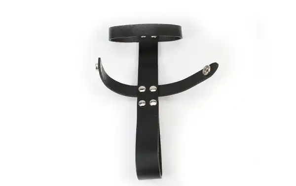 HARNAIS GARRET pour SUPERSCANNER. Cintre en cuir de harnais pour ceinture. Il permet de suspendre confortablement le détecteur à la ceinture.