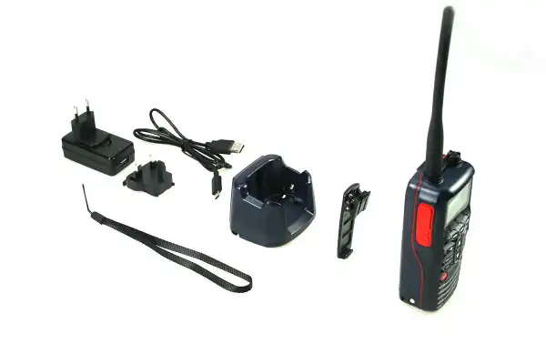 RX and TX management through the SSM-BT10: Compatibility with this Bluetooth accessory allows you to manage both the reception (RX) and the transmission (TX) of communications, which makes the radio versatile and adaptable to different situations.