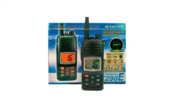 HX290E Standard Horizon. Submersible and floating nautical walkie talkie.