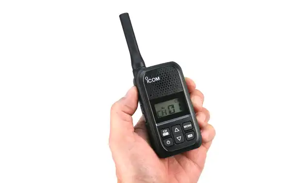 ICOM IC-U20-SR Walkie talkie de uso gratuito PMR 446