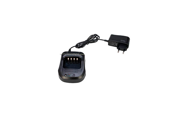 WOUXUN KGUV8DCAR battery charger for BLO-010 / BLO-008 / BLO-009 and Walkies KGUV8D / KGUV9D