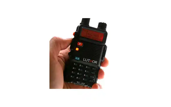 LUTHOR TL22 KIT1 SINGLE BAND VHF 144 MHZ HANDHELD, DUAL DISPLAY, 8 SCRAMBLER. Rubber Earphone FOR FREE!!!
