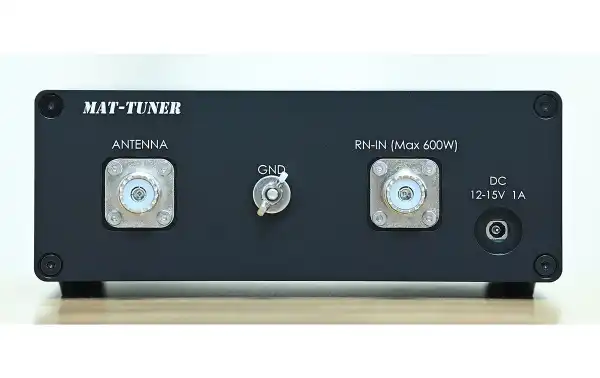 MAT-TUNER MAT-600A acoplador automático hasta 600 W 1,8 a 54 MHz