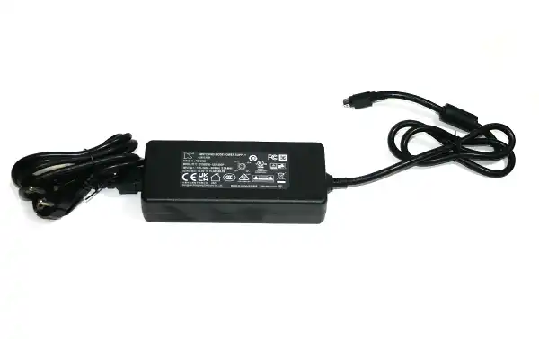 HYTERA MCL39 EU 6-unit charger for HP5, HP6, HP7 series walkie-talkies and PT590