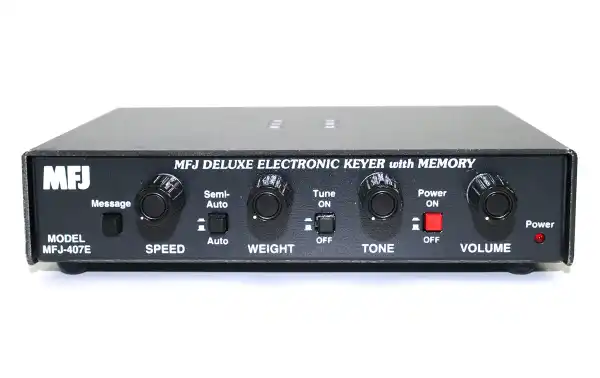 MFJ-407E Manipulador de morse electronico con memoria. Puede usar el modo automático con una paleta simple o doble. Genera automáticamente puntos y rayas presionando la paleta. Puede cambiar a un modo de 