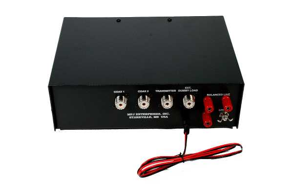 MFJ 948 HF 1.8- 30 Mhz antenna coupler with wattmeter and SWR