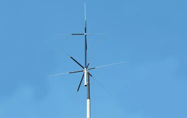 MFJ2389 Antena Vertical 8 bandas 80, 40, 20, 15, 10, 6, 2M 70CM 