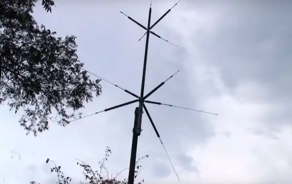 MFJ2389 Antena Vertical 8 bandas 80, 40, 20, 15, 10, 6, 2M 70CM 