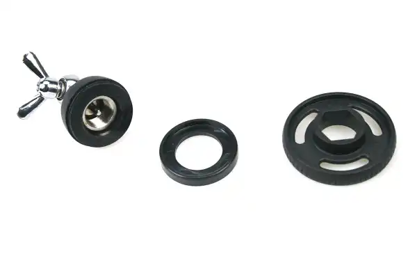 El adaptador MIRMIDON MIR-DVPL es un conector diseñado para convertir un conector tipo palomilla a un conector PL macho. Este tipo de adaptador es útil en situaciones en las que necesitas conectar un cable o dispositivo con un conector tipo palomilla a ot