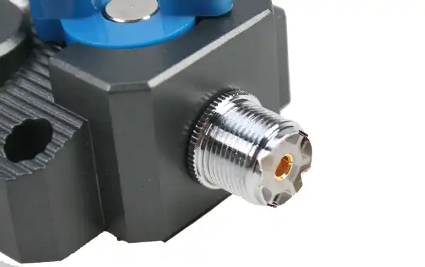 MIRMIDON MIRC02PL Conmutador 2 posiciones conectores PL, El MIRC02PL es un conmutador de alta calidad con conectores PL hembra, diseñado para la conexión de dos antenas a una misma emisora.