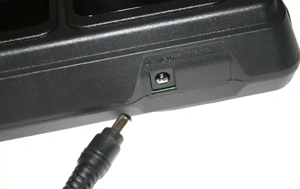 HYTERA MCL45 alimentacion
