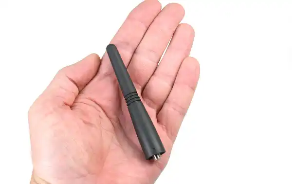 Antena equivalente UHF MUA-320-C GP320/340 450/470 MHZ 9 CM