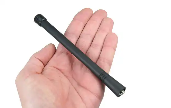 Una antena equivalente para walkie-talkies Motorola GP88/GP300/320/340 de VHF en la frecuencia de 150-170 MHz. También, es aconsejable verificar la compatibilidad exacta con tu modelo de walkie-talkie antes de adquirirla para asegurarte de que sea la ante