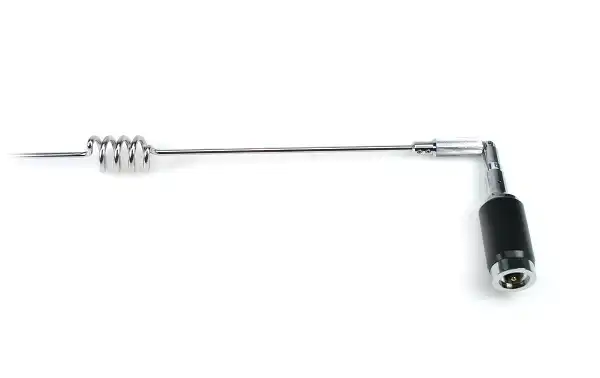 Type double bande : La capacité de fonctionner sur deux bandes, VHF et UHF, le rend polyvalent pour une variété d'applications radio.