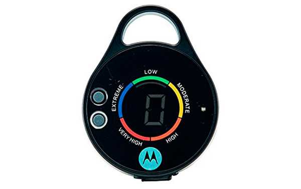 MOTOROLA PB-330 UV and Light sensor 20 lumens, for information of UV rays, is light, compact, but also a powerful source of. Light 20+ Lumens (5 hours of operation) - White light of constant flow, Regulations (IPX4), Built-in rechargeable battery