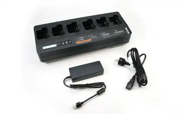 MOTOROLA PMPN4289 Carregador múltiplo para 6 walkies. com tela