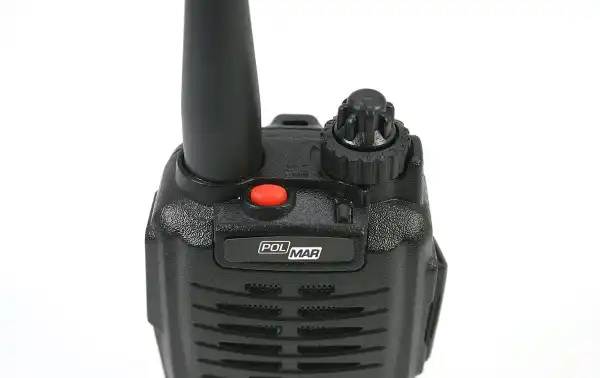 POLMAR Presenta un nuevo transceptor profesional aun más compacto y robusto