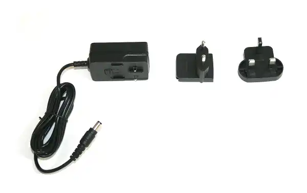 Adaptador de parede HYTERA PS1044, 230 VCA para 12 VCC, 1 ampère.